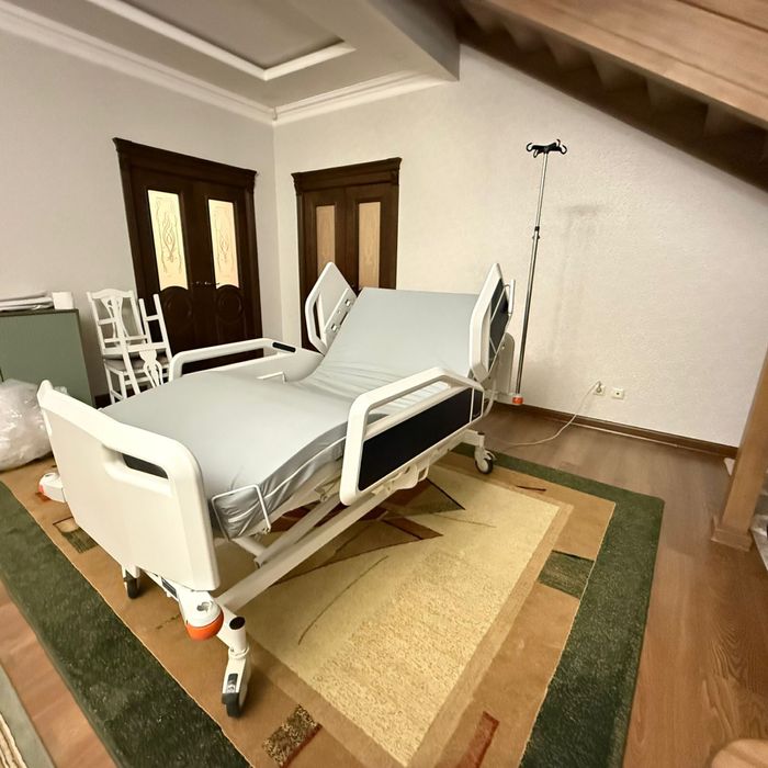 Кровать медицинская