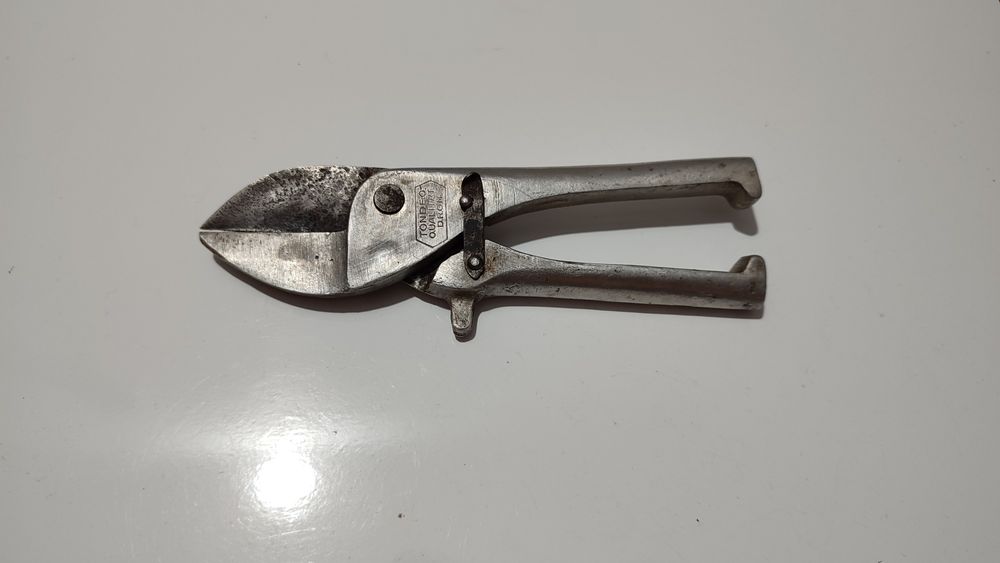 Cleste gură de lup marcat DRGM