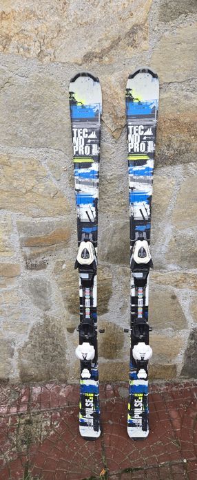 Ски и скиорски убувки