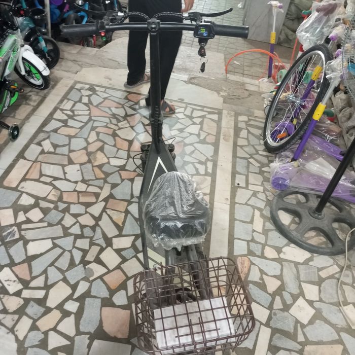 Monster samakat sotiladi