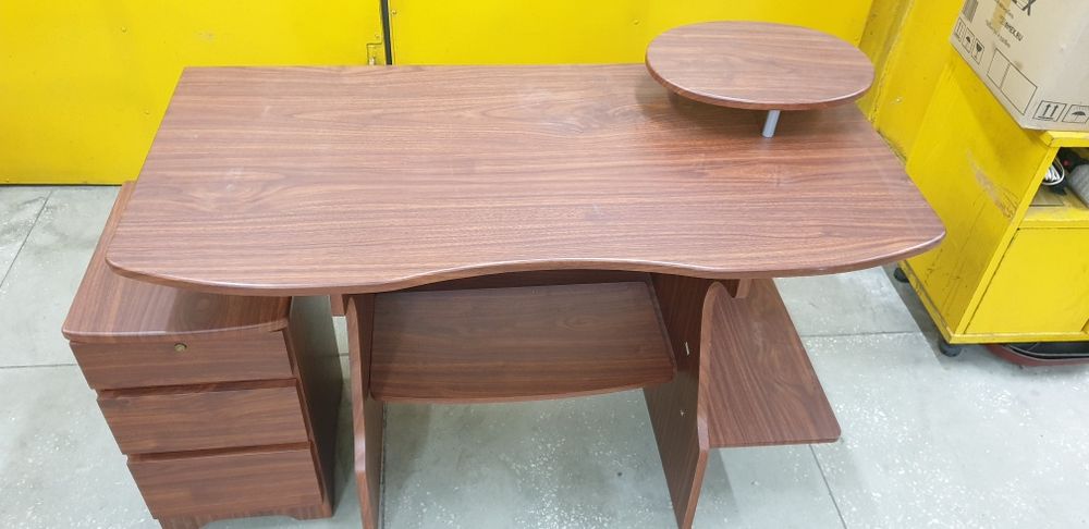 Стол компьютерный Польша