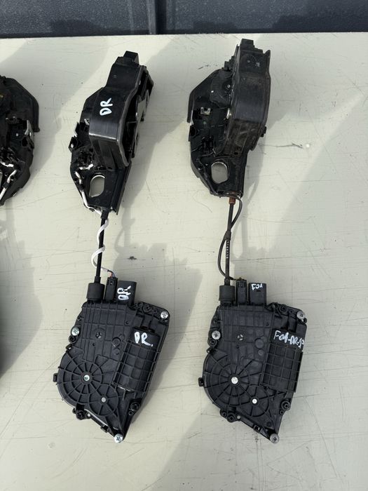 Broasca soft close bmw seria 7 f01 f02 F10 fata spate dreapta stanga