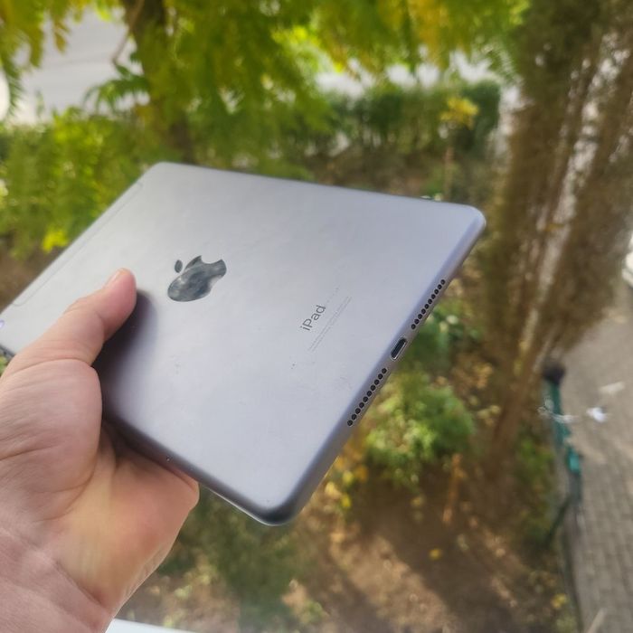 iPad mini 5 256gb Lte