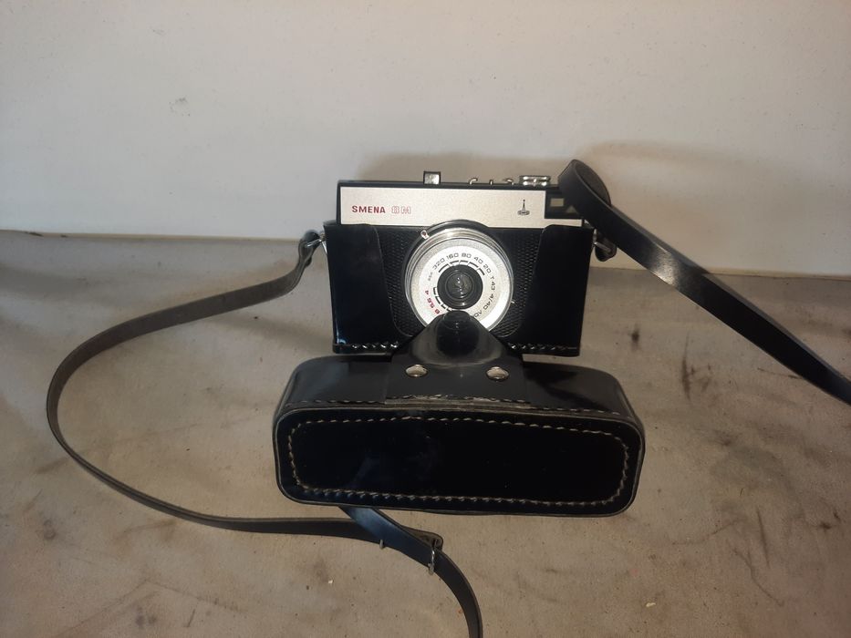 Ретро Съветски фотоапарат Смена 8М с кожен калъф