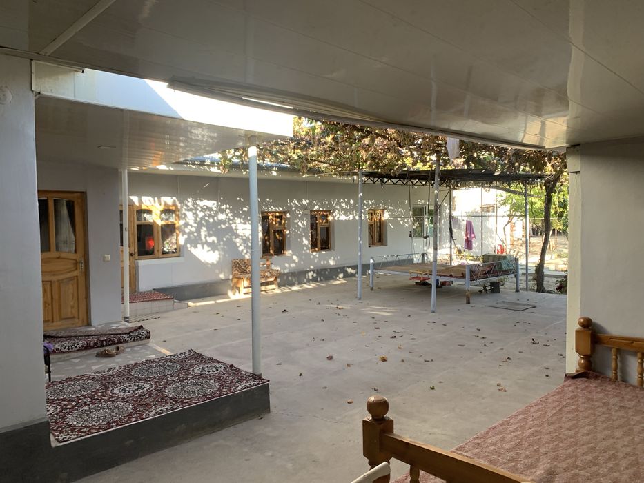 Ховли уй сотилади