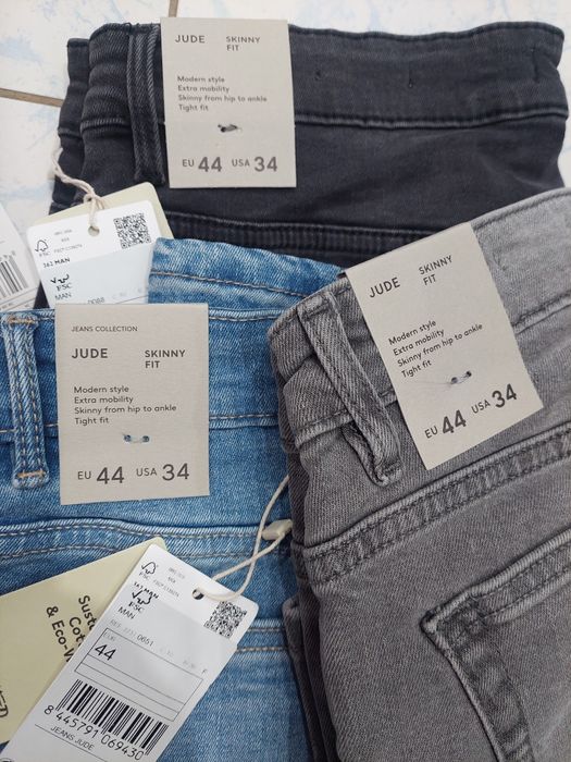 Blugi barbati 34(44) Mango