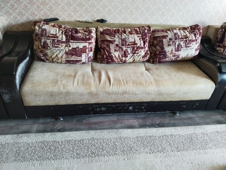 Диван и 2 кресло бесплатно