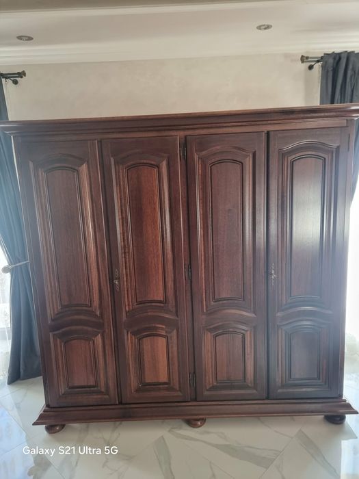 Dormitoare din lemn masiv