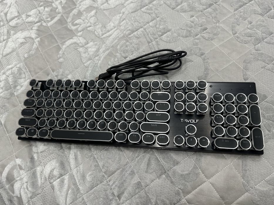 Клавиатура механическая