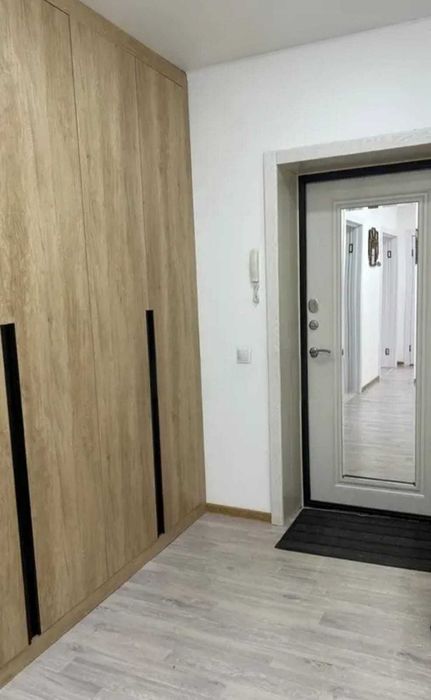 Продам 2-хкомнатную квартиру