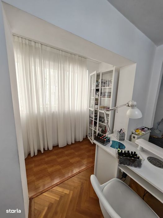 spaţiu ideal clinică/salon/parter,acces stradal adliacent Decebal.