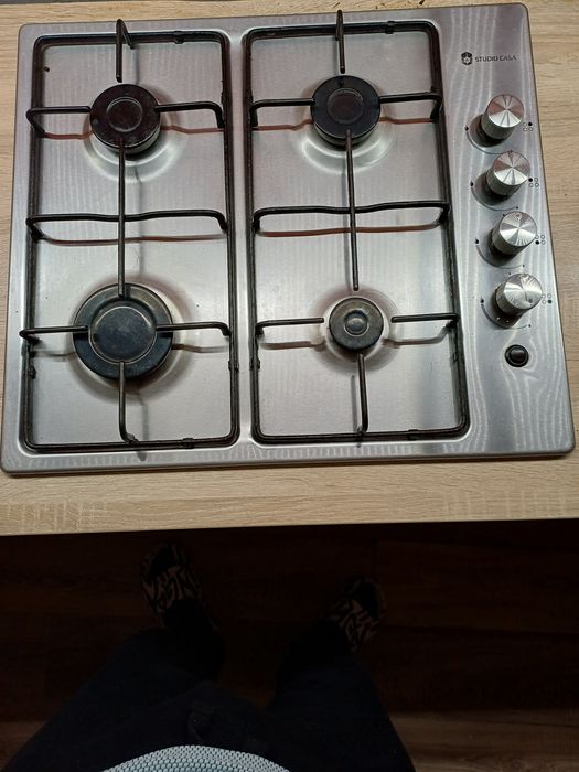 Vând plită incorporabila+ chiuveta