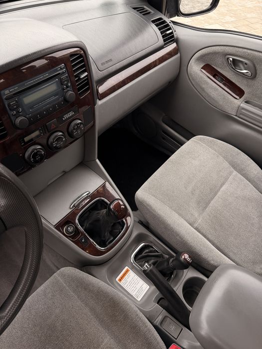 Suzuki Grad Vitara An 2005 1.9D 4x4 Cu reductor Mare/Mic Klima