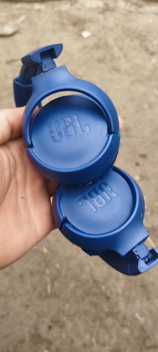 JBL  quloqchin 100% original rusdan olip kelinganman