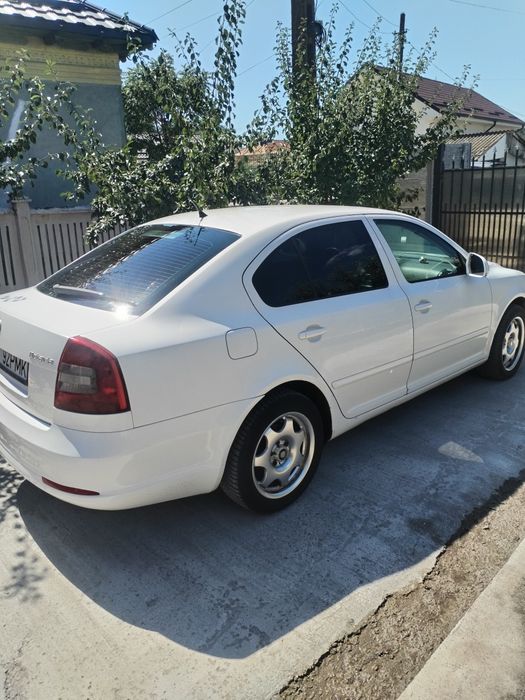 Skoda Octavia 2face