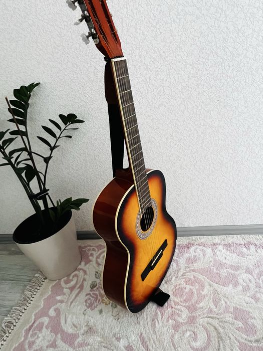 Гитара Adagio 22к