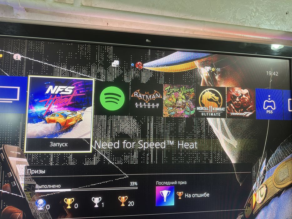 Продам PS4 Fat 500Gb