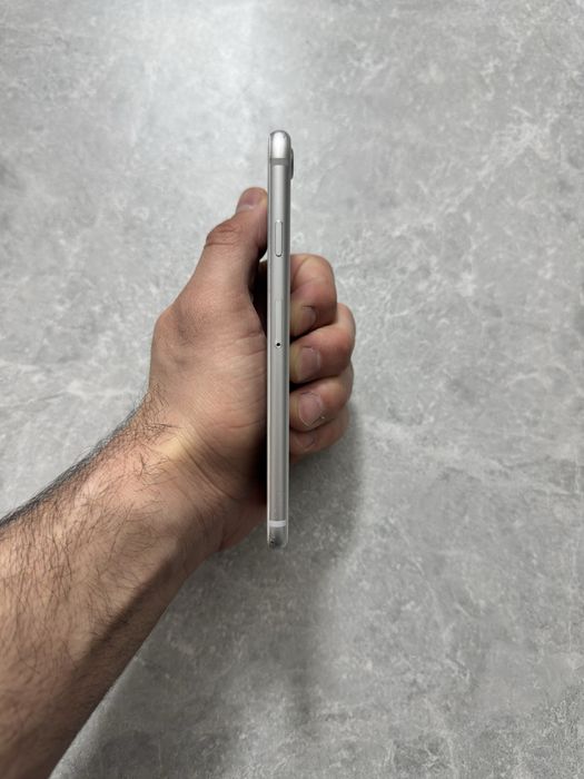 iPhone 8 64GB Silver