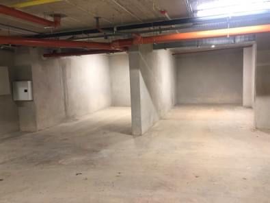 Дава се под наем Гараж / Паркомясто в София, Драгалевци - 42 кв.м за 127.5 € - Снимка #1