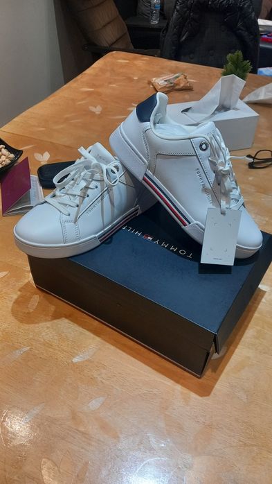 Кецове Tommy Hilfiger 39 номер