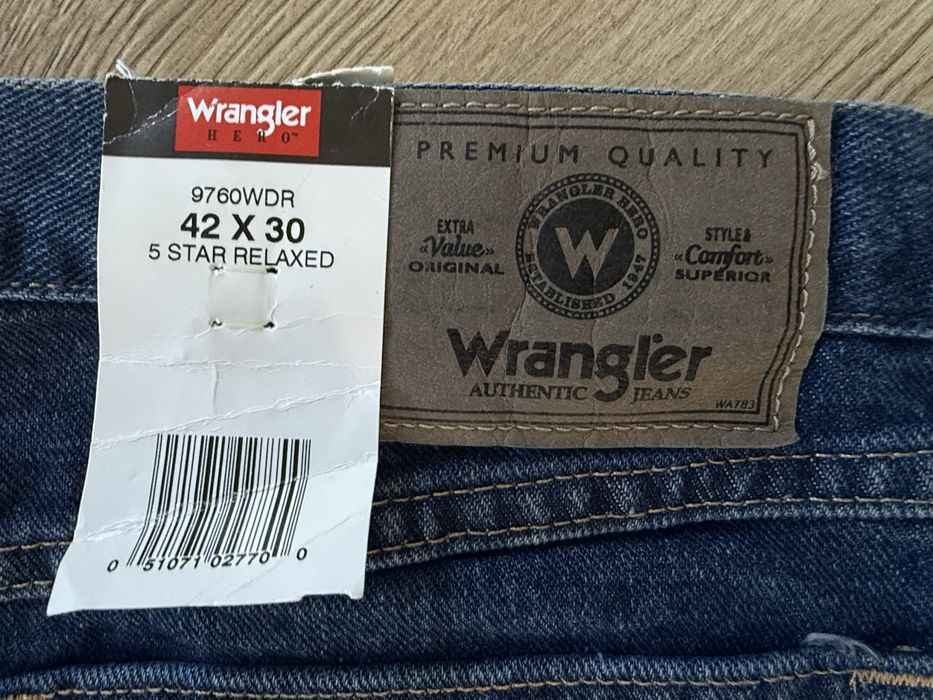 Blugi WRANGLER Relaxed Fit Barbati | Marime 42 x 30 (Talie 106 cm)