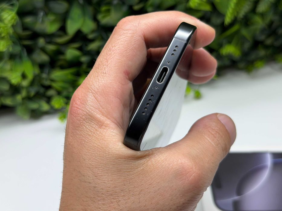 iPhone 16 Pro 128GB Black Гаранция