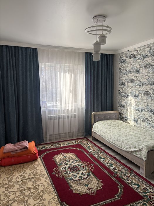 Продам двухэтажную дом-дачу