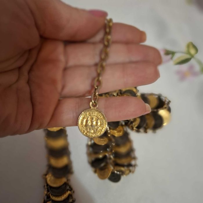 Дамски Колан с парички