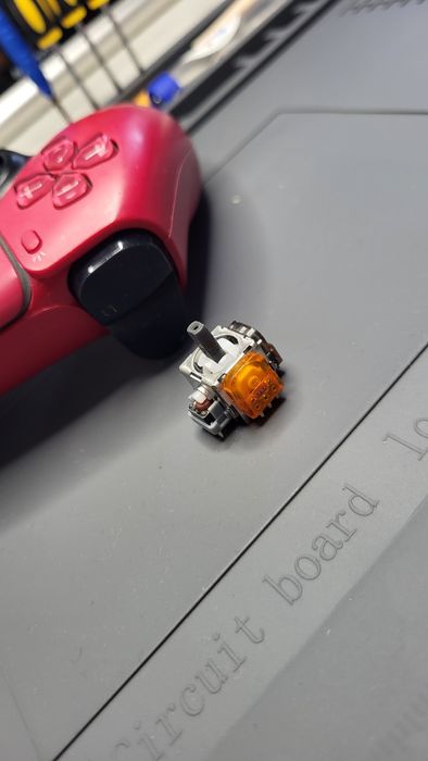 Analog 3D tehnologie TMR, compatibil PS4,PS5., Xbox One, S/X series.