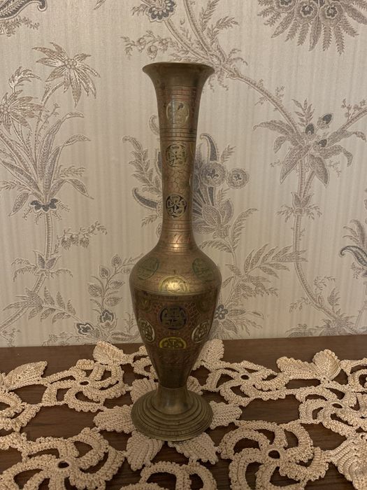 Вазы интерьерные