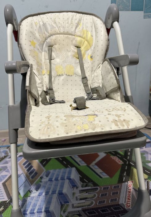 Детский стульчик для кормления