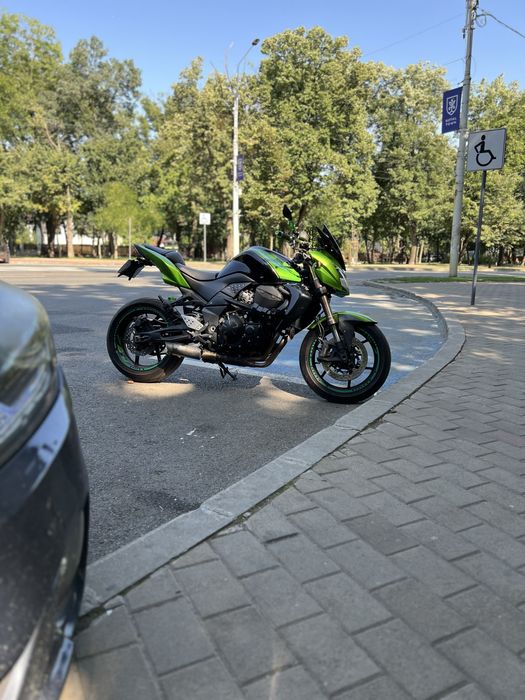 Kawasaki Z750R 2011
