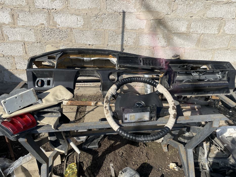 Запчасти Мерседес