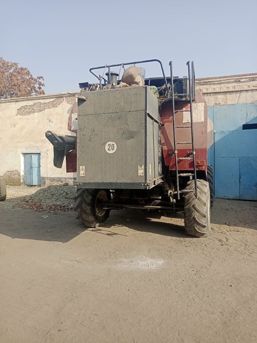 Виктор 410 камбайин сотилади хамма ёґи радной матор очилмаган идиял