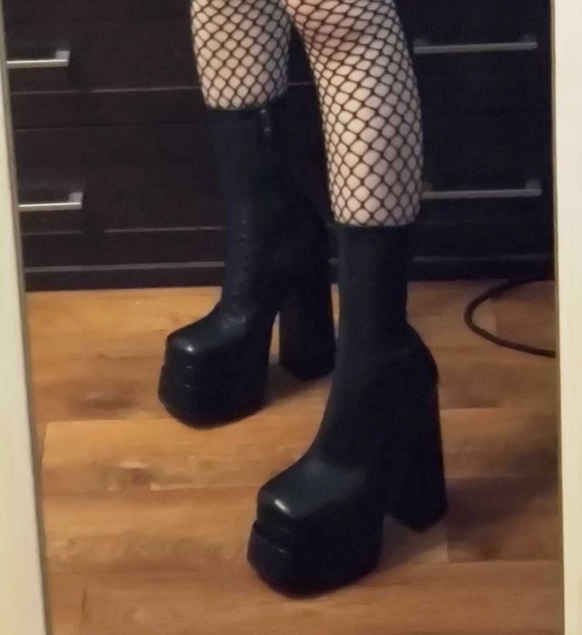 Батильоны на высоком каблуке 38 размер