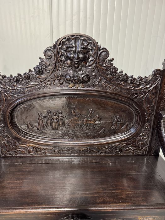 Banca baroc din lemn masiv cu sculpturi