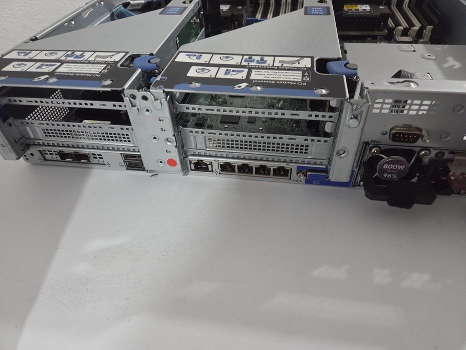Server HP ProLiant DL380 Gen10 CTO – 8x SFF | 2x 800W PSU