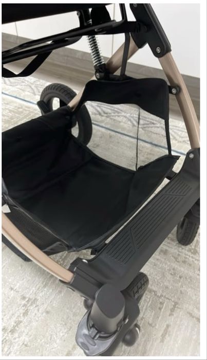 Коляска 3 в 1 в отличном состоянии