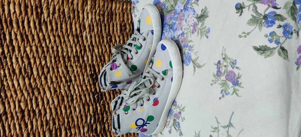 Bascheți fetite Benetton marimea 35