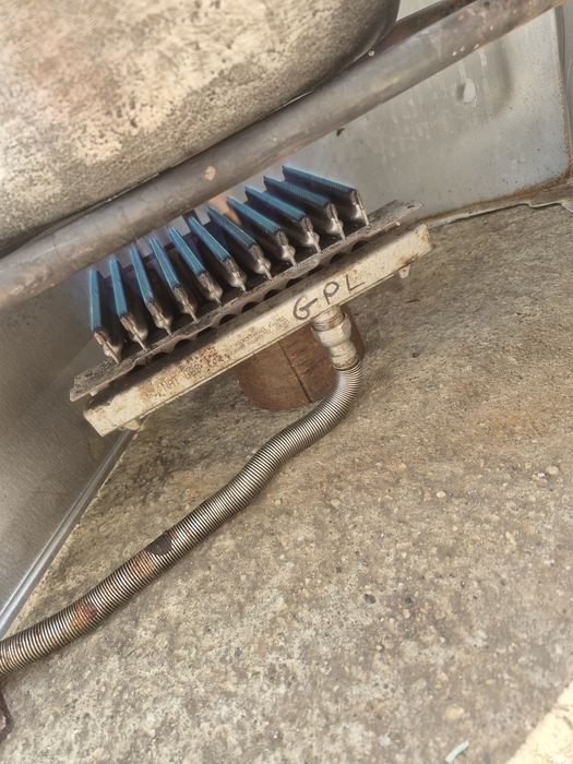 Arzator cazane de tuica si pirostrii si ceaune