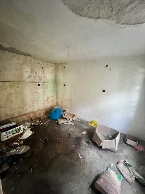 Продава се Къща в Асеновград - 651 кв.м за 59 €/кв.м - Снимка #13