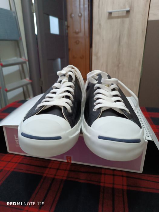 Converse piele marimea 45