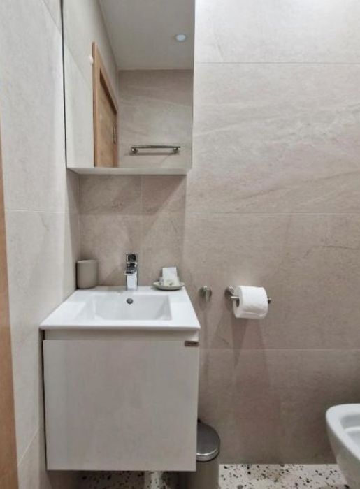 Дава се под наем Двустаен апартамент в София, Изток - 58 кв.м за 623.22 € - Снимка #3