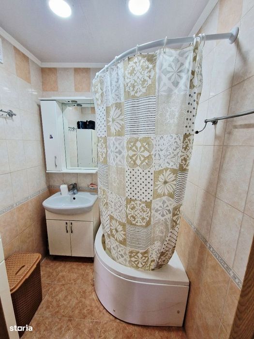 Garsoniera de inchiriat in zona Jiului
