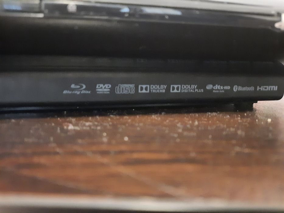 Playstation 3 super slim с 8 игри