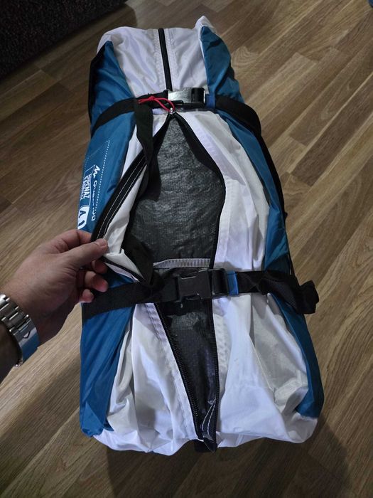 Cort de camping 4 locuri, Decathlon Quechua Arpenaz 4.1, nou, nefolosit, in cutie.