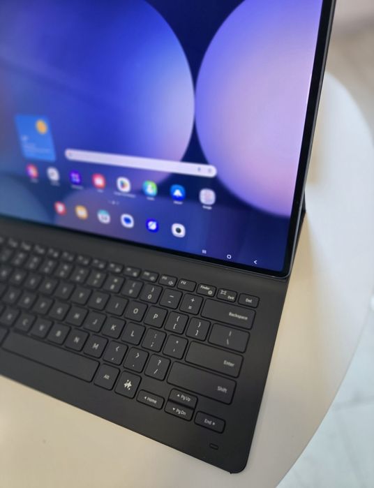 Samsung Galaxy tab S10 Ultra, 12gb ram, 256gb storage, 14.6", НОВ