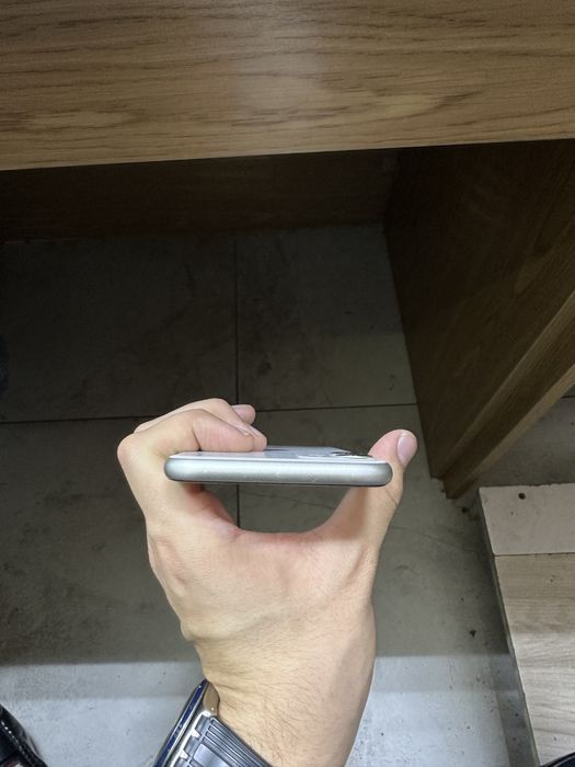 Iphone 11 128GB радной