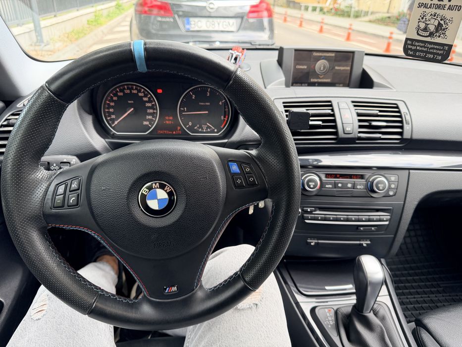 BMW 1 Series 2009 — imagine 5