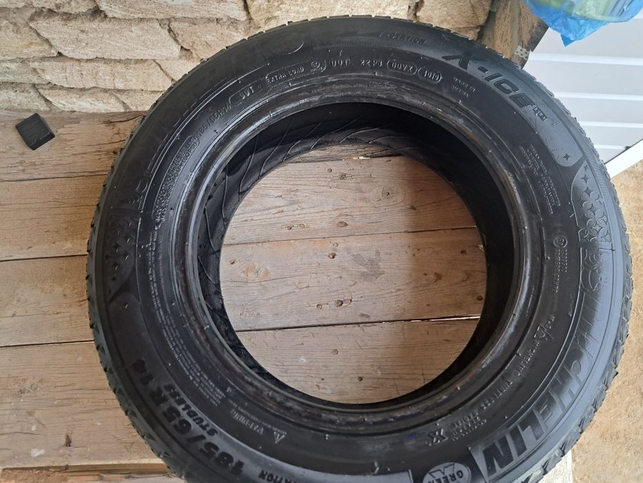 Шина Мишлен б/у.